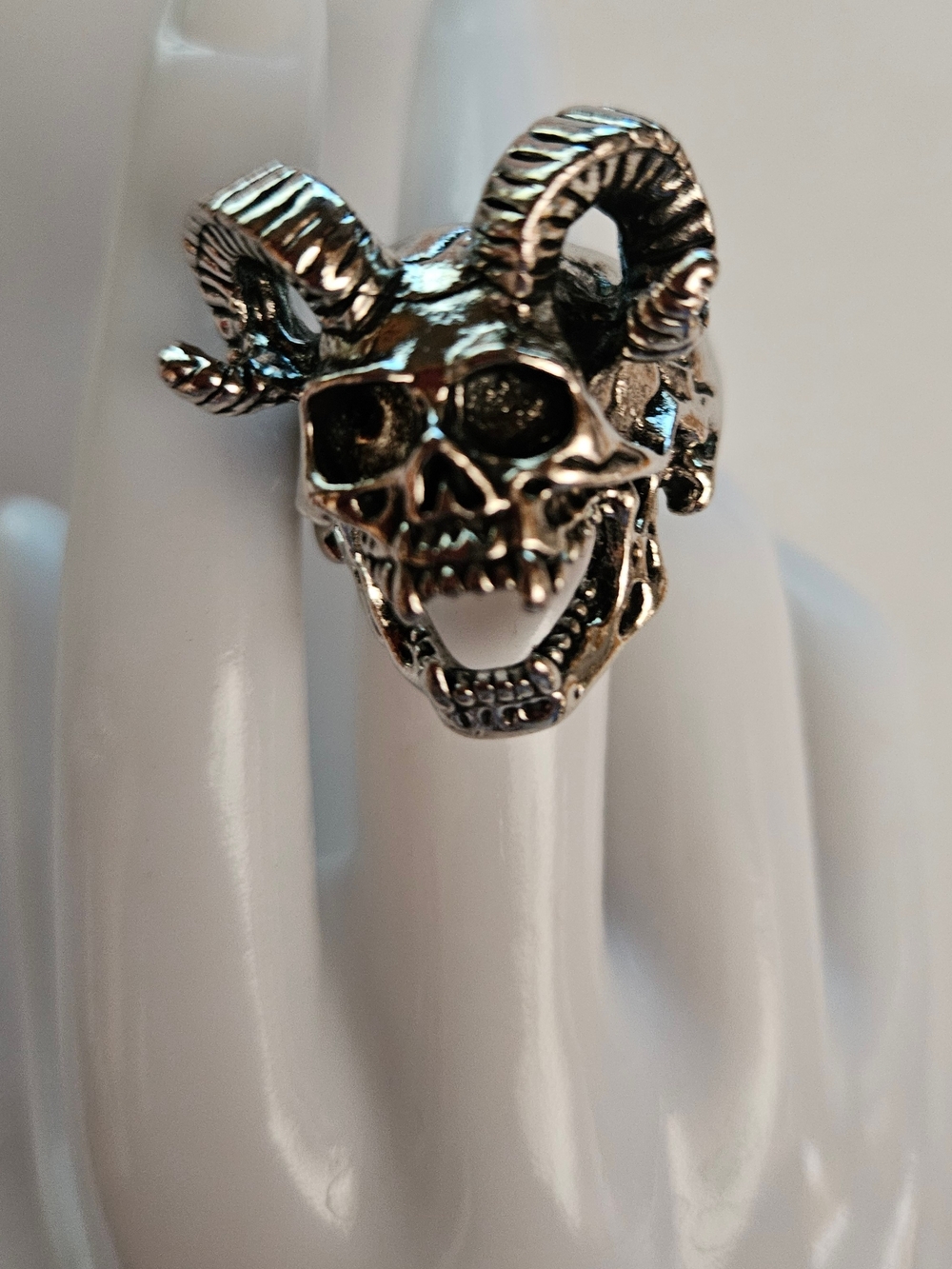 Devil Skull Ring for Men - Horned Gothic Statement